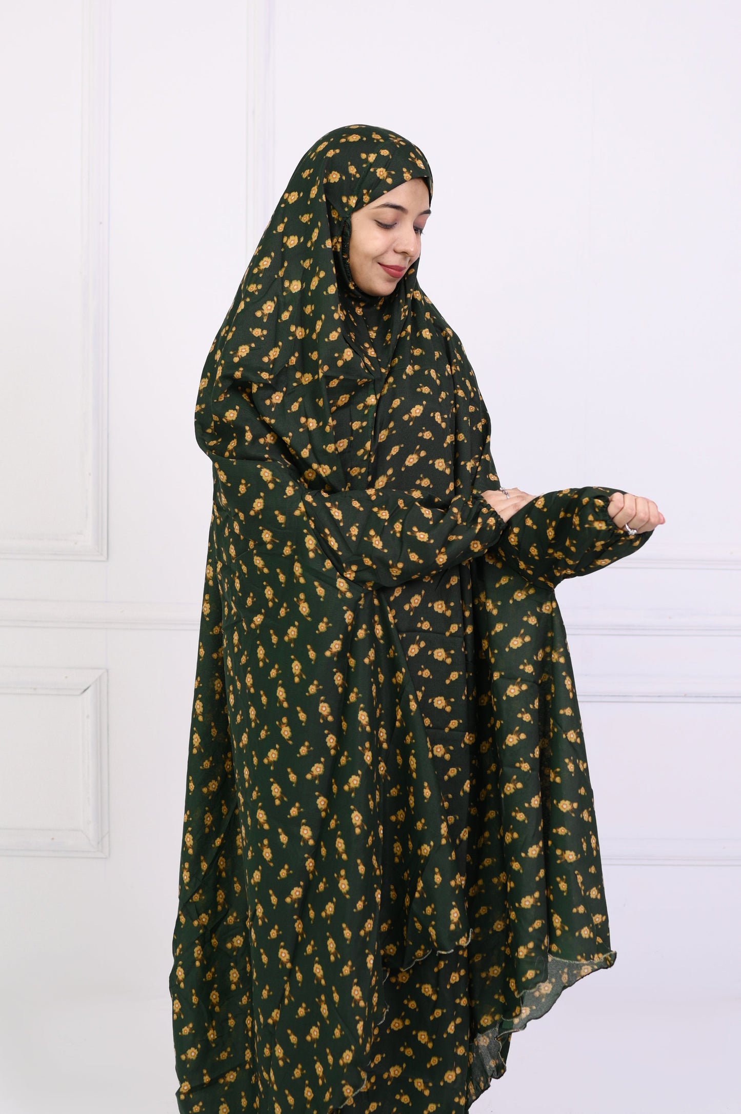 Namaz Chaddar - Printed Dark Green